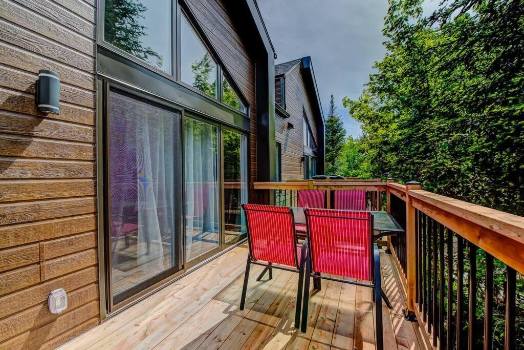 Nouveau - Chalet Moderne - Spa, Piscine & Sauna! Pont-Rouge Eksteriør bilde
